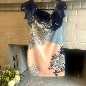 Guess scuba Navy light pink dress